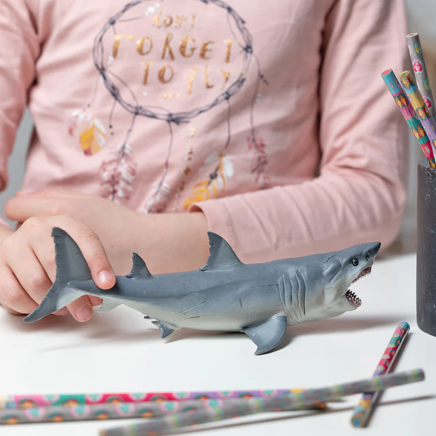 MEGALODON RYBA